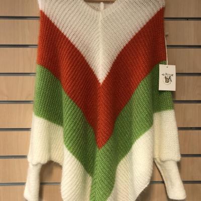 Pull, poncho 3 couleurs, poils longs.