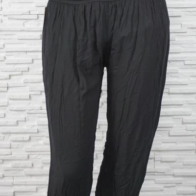 Pantalon sarouel léger extensible.