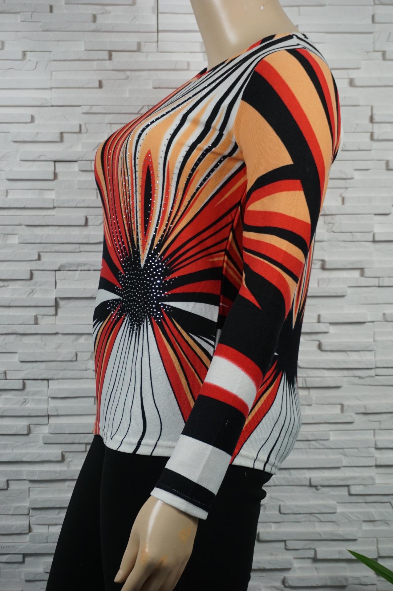 pull imprimé avec strass