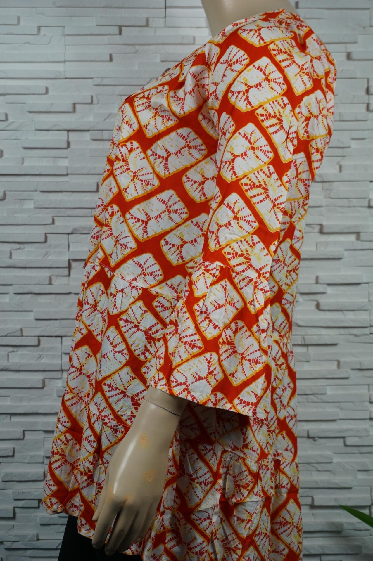 robe imprimé ethnique à volants col V
