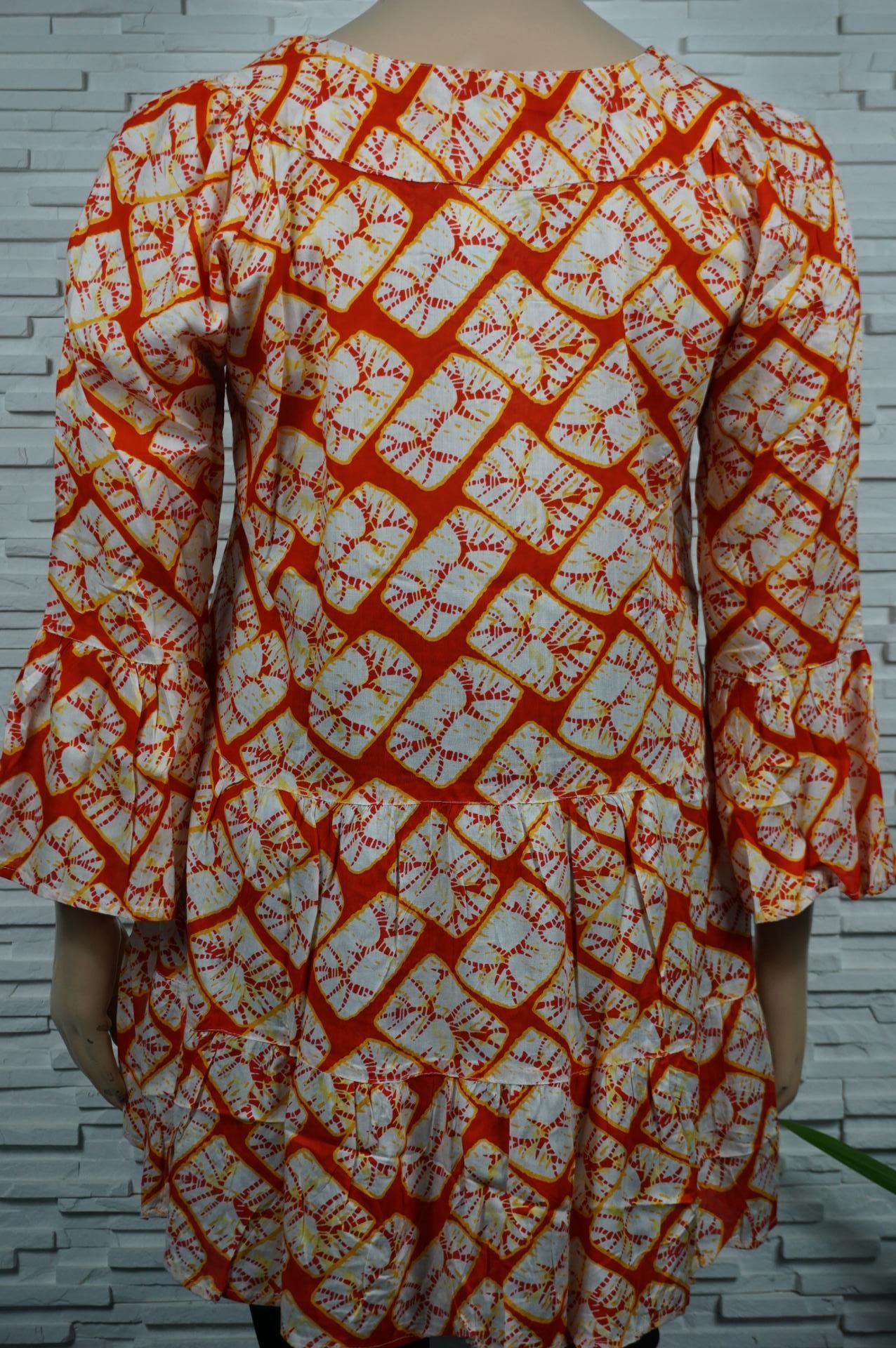 robe imprimé ethnique à volants col V