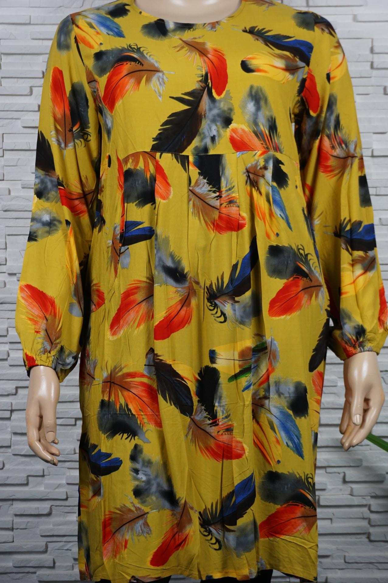 Robe longue plumes