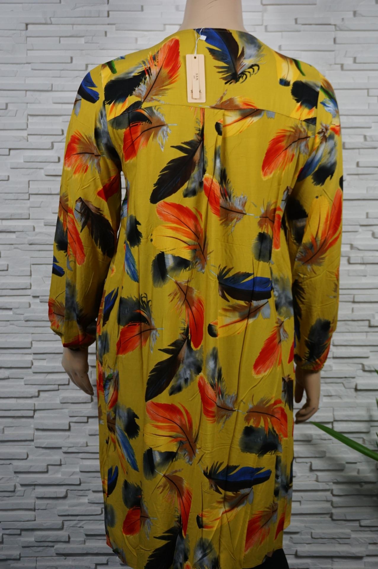 Robe longue plumes