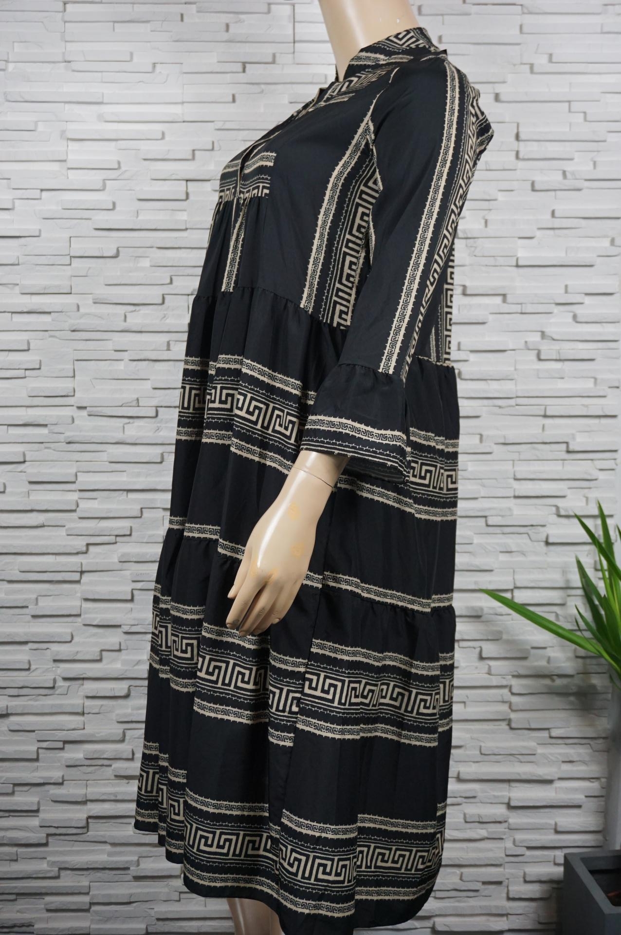 Robe longue imprimé à volants.
