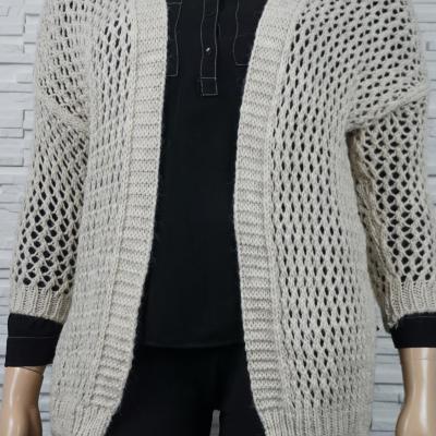 Gilet long en maille ajouré.