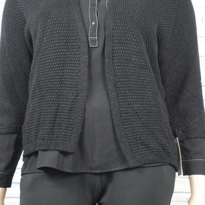 Gilet court en maille ajouré.