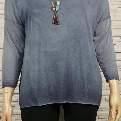 Tunique, t-shirt tie and dye uni avec collier.