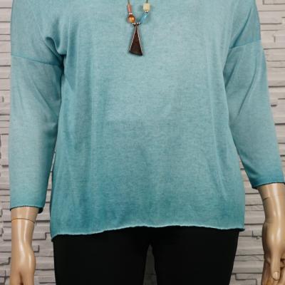 Tunique, t-shirt tie and dye uni avec collier.